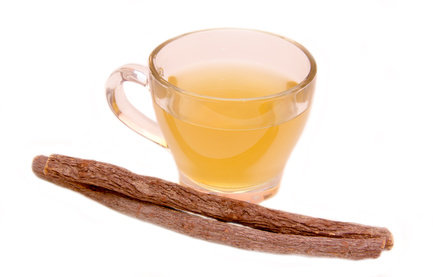 Tee mit Süßholzwurzel